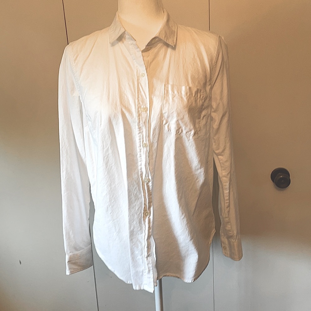 Old navy white button down blouse